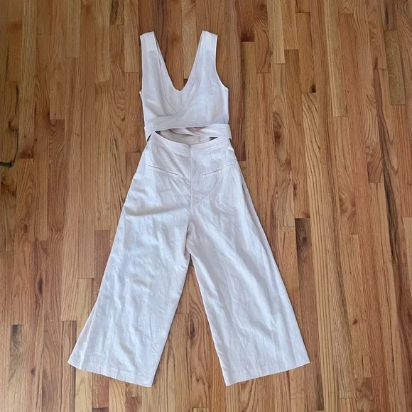 Club Monaco 4 Light Rose Open Back Jumpsuit - Picture 4 of 5